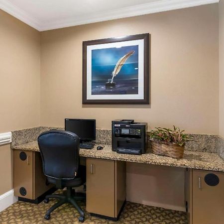 Comfort Inn & Suites Tifton Εξωτερικό φωτογραφία