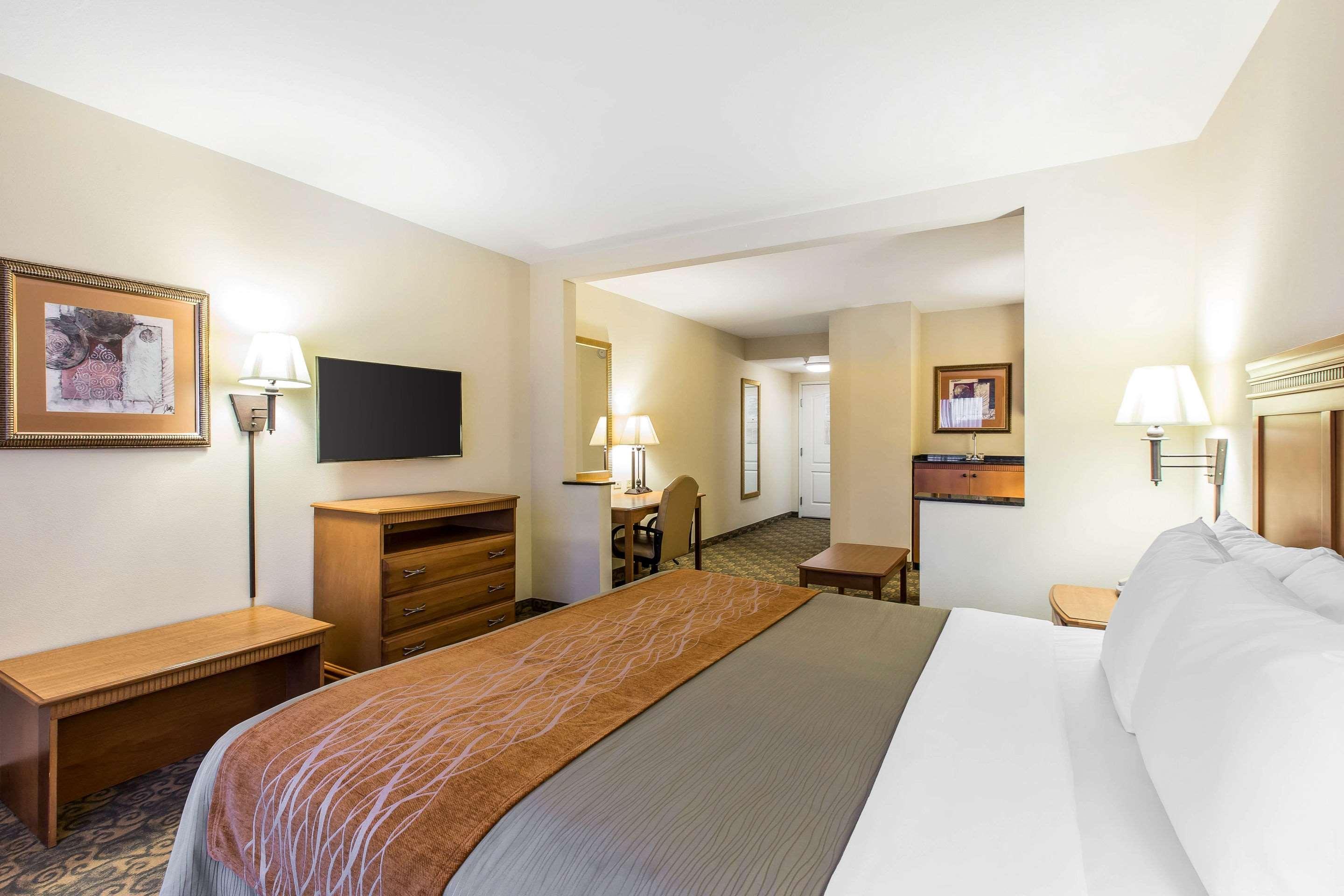 Comfort Inn & Suites Tifton Εξωτερικό φωτογραφία