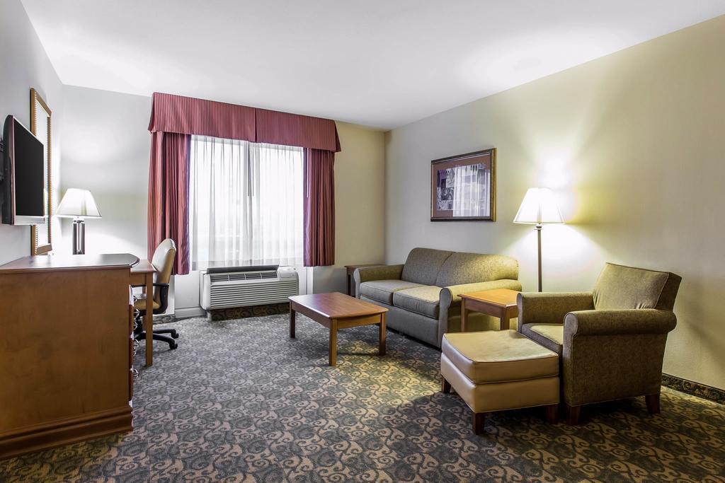 Comfort Inn & Suites Tifton Εξωτερικό φωτογραφία