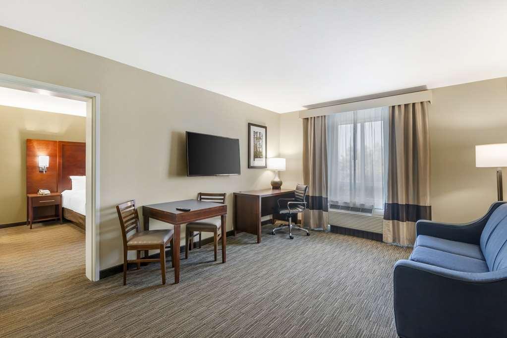 Comfort Inn & Suites Tifton Δωμάτιο φωτογραφία