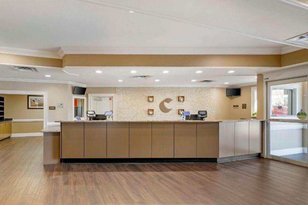 Comfort Inn & Suites Tifton Εξωτερικό φωτογραφία