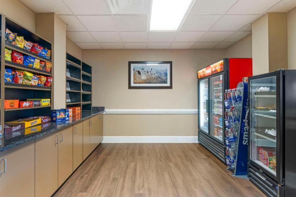 Comfort Inn & Suites Tifton Εξωτερικό φωτογραφία